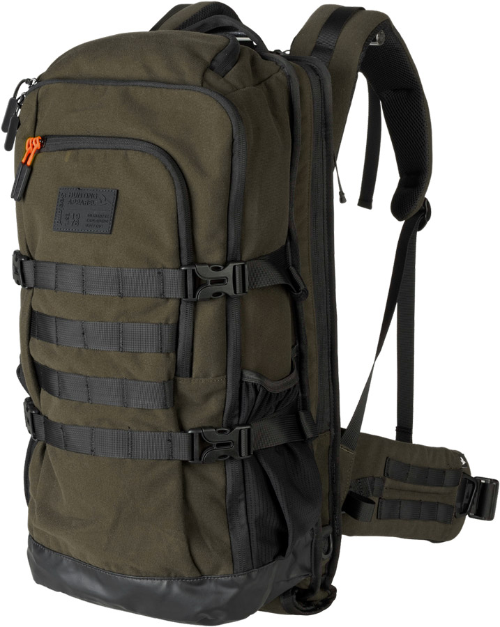 Seeland Rucksack Enduro, Frontseite mit Schnallenverschlüssen, in der Farbe Dunkelbraun