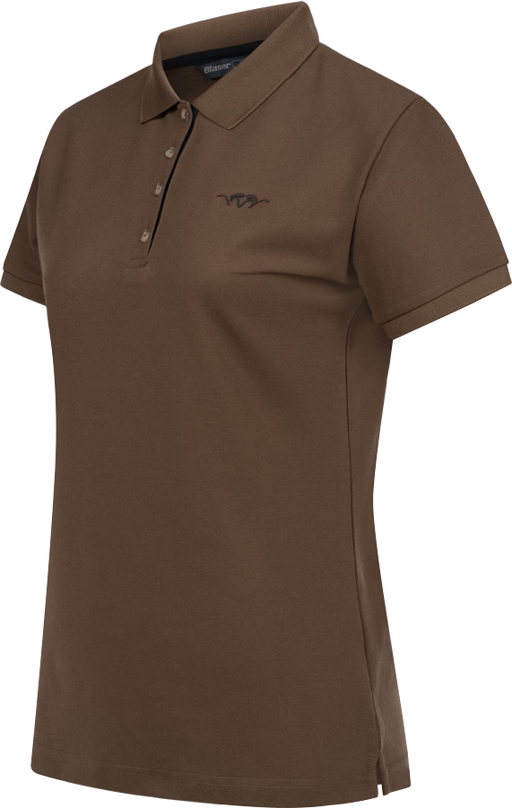 Blaser Poloshirt 25 dunkelbraun, die linke Seite des Poloshirts mit kleiner Stickerei des Logos