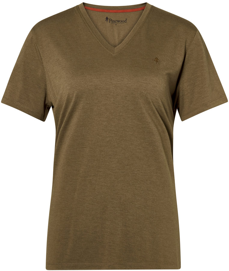 Pinewood T-Shirt Finnveden Forest in Olive Green mit V-Ausschnitt, Vorderansicht des T-Shirts