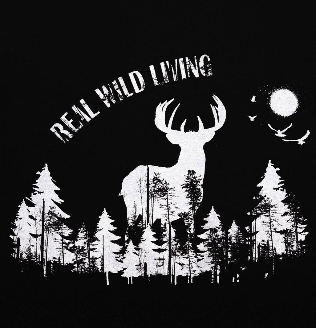 hubertus t-shirt real wild living in schwarz – detailaufnahme des logos