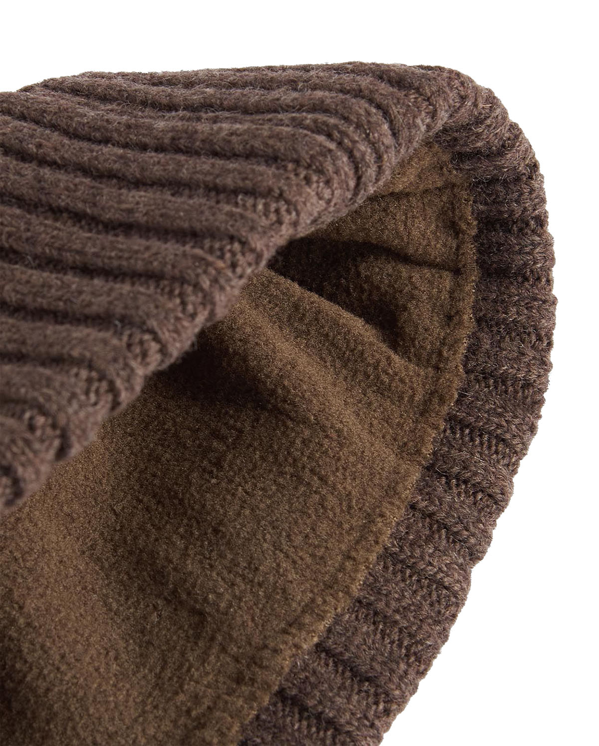 Beanie Carlton