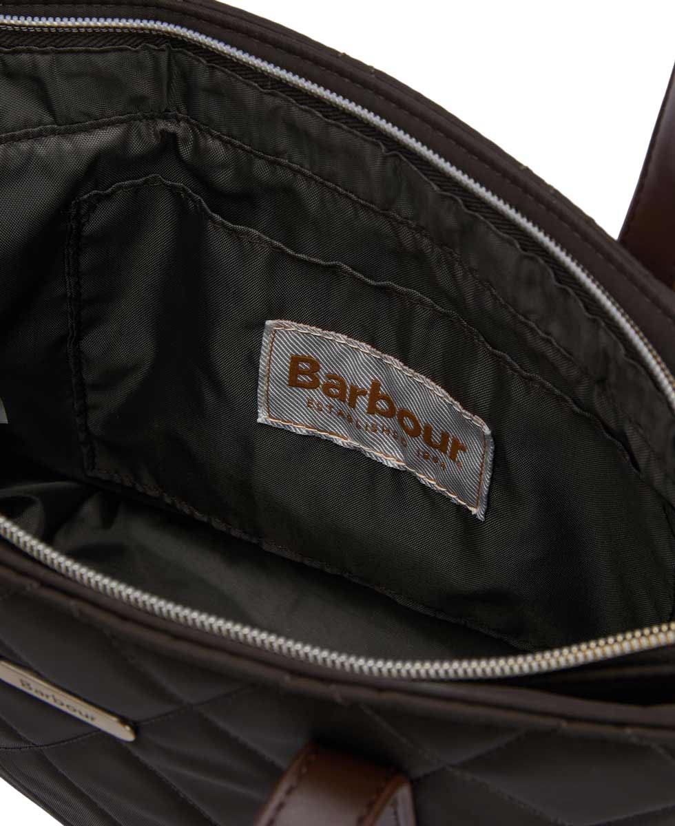 innenansicht der barbour mini tote bag mit gefuettertem hauptfach und kleinen innentaschen