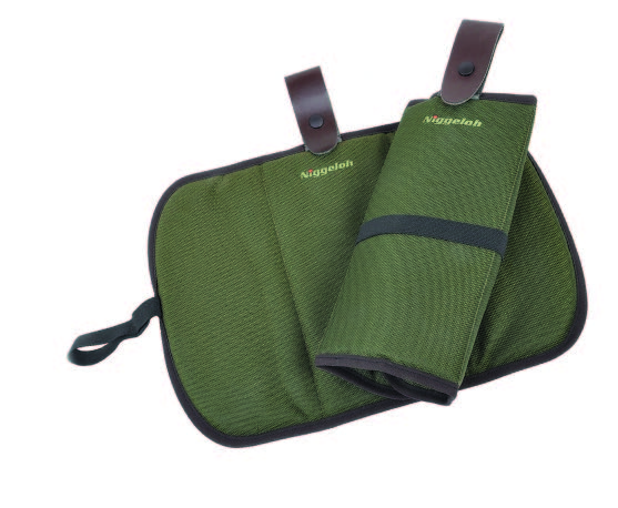 Niggeloh Sitzkissen Cordura in oliv-grün mit Gürtelschlaufe, Vorderseite