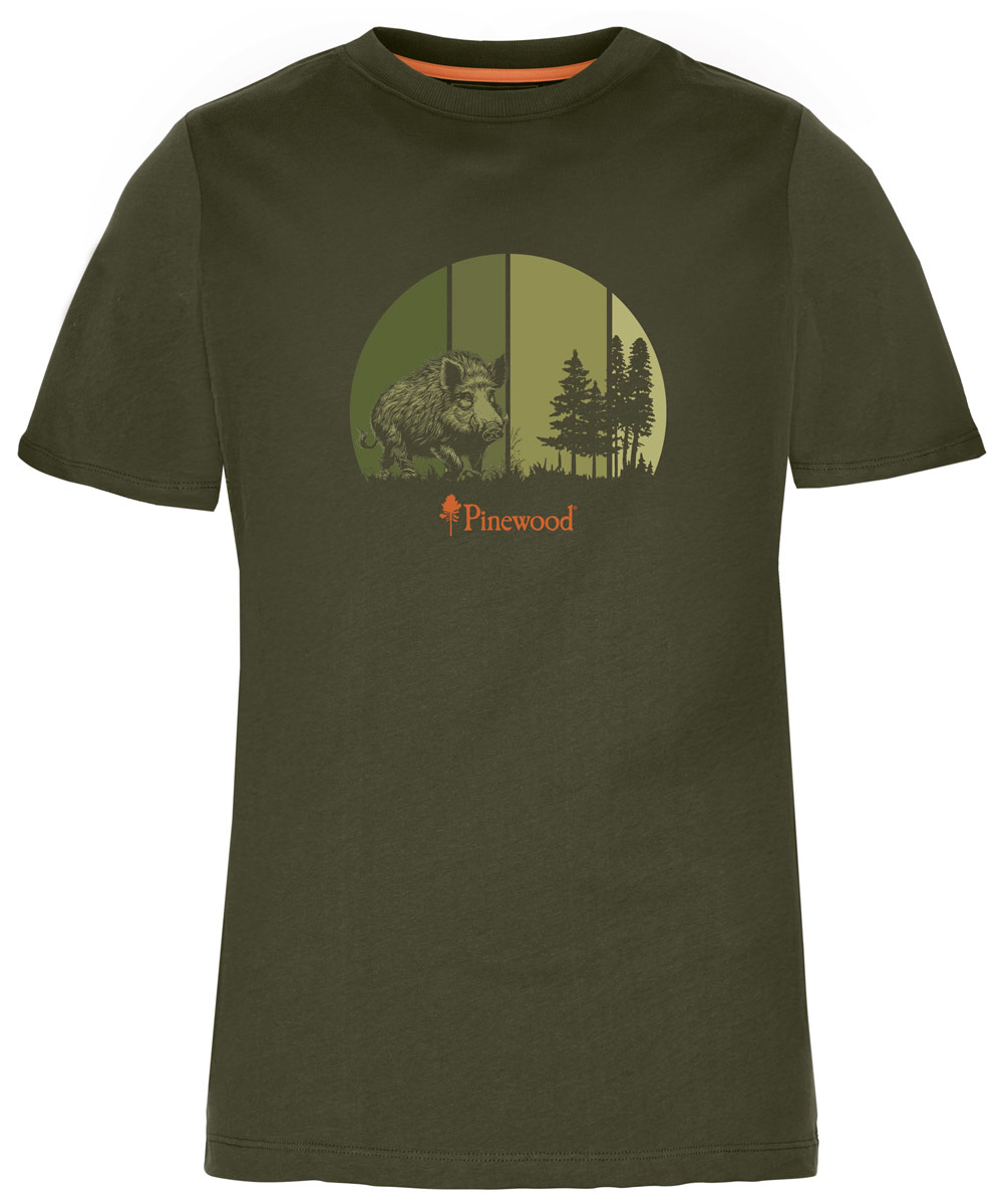 Olivgrünes Pinewood Damen-T-Shirt mit Rundhalsausschnitt und auffälligem Wildschwein-Motiv auf der Vorderseite.