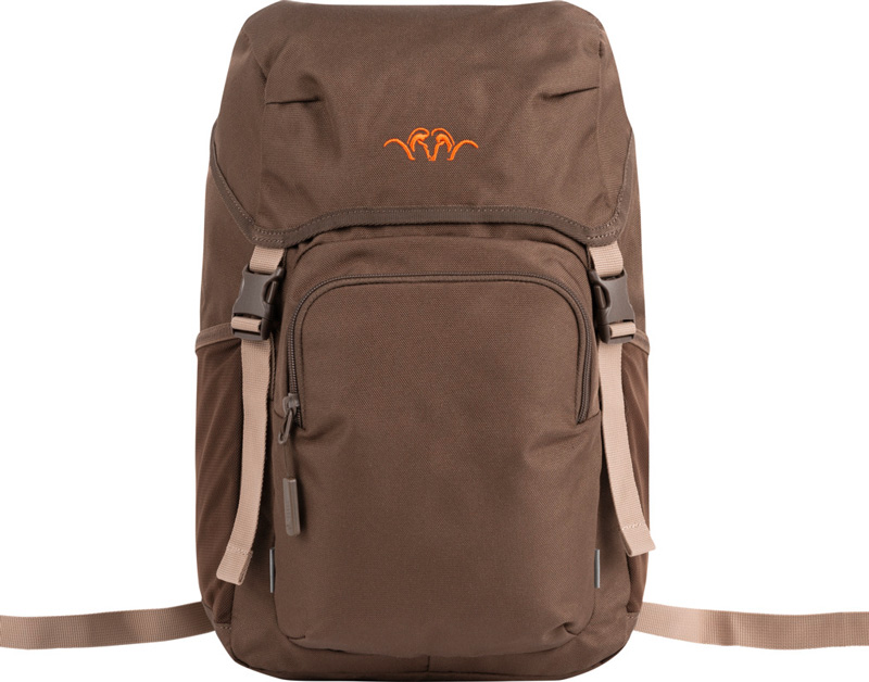 Frontansicht Blaser Kinderrucksack in braun mit Argali-Logo mit Regendeckel mit Schnappverschlüssen