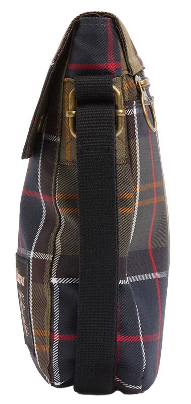 Barbour Tasche Torridon Tartan Flight, Ansicht von der Seite, mit Gurt