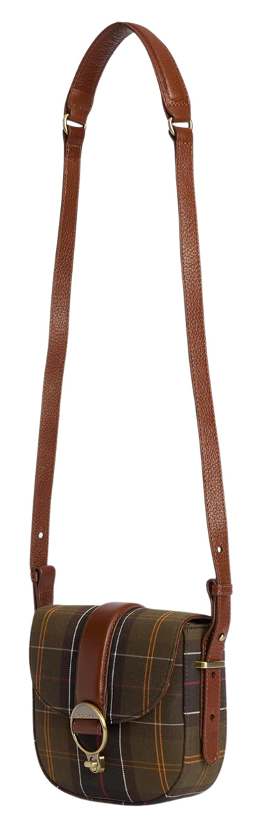 Barbour Tasche Elm Crossbody Tartan hängend getragen